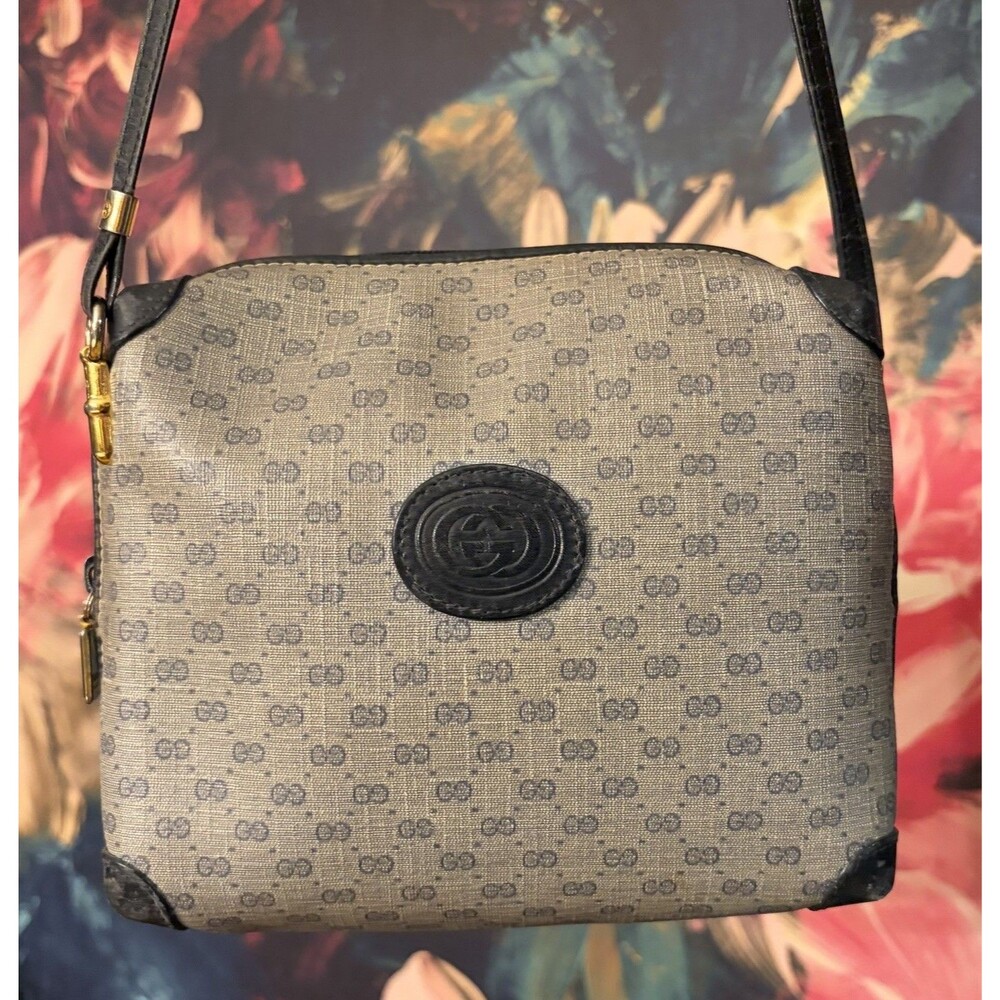 Vintage GUCCI Micro GG Supreme Crossbody Bag Navy Blue Leather Purse Italy Auth